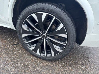 2025 Volvo XC90 B6 Plus 7-Seater 2025.5