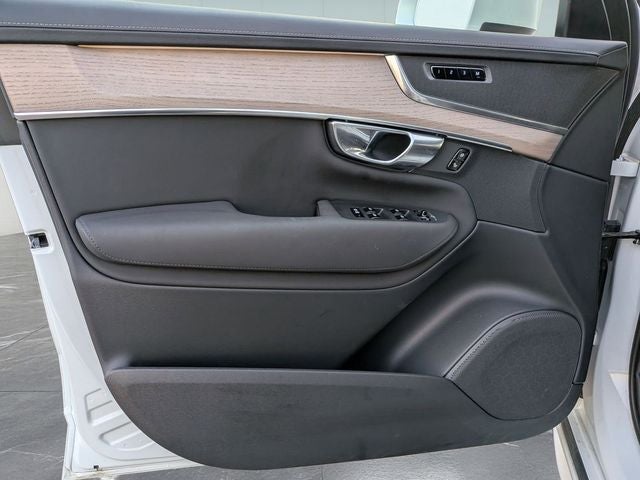 2025 Volvo XC90 B6 Plus 7-Seater 2025.5