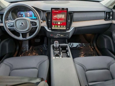 2025 Volvo XC90 B6 Plus 7-Seater 2025.5