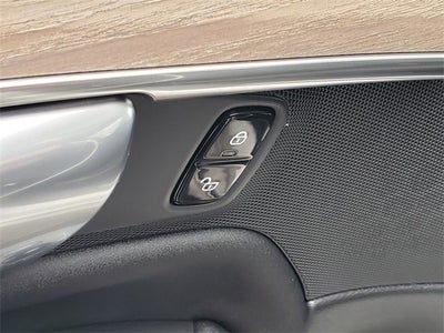 2025 Volvo XC90 B6 Plus 7-Seater 2025.5