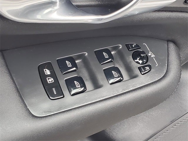 2025 Volvo XC90 B6 Plus 7-Seater 2025.5