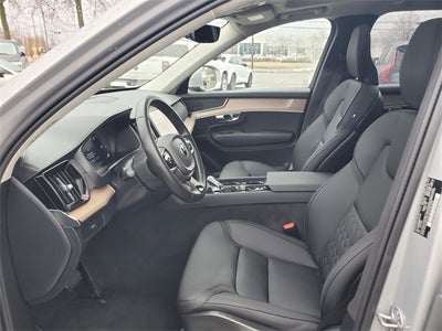 2025 Volvo XC90 B6 Plus 7-Seater 2025.5