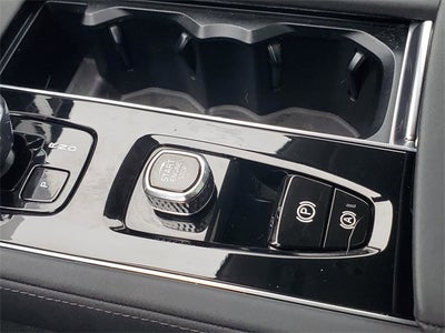 2025 Volvo XC90 B6 Plus 7-Seater 2025.5