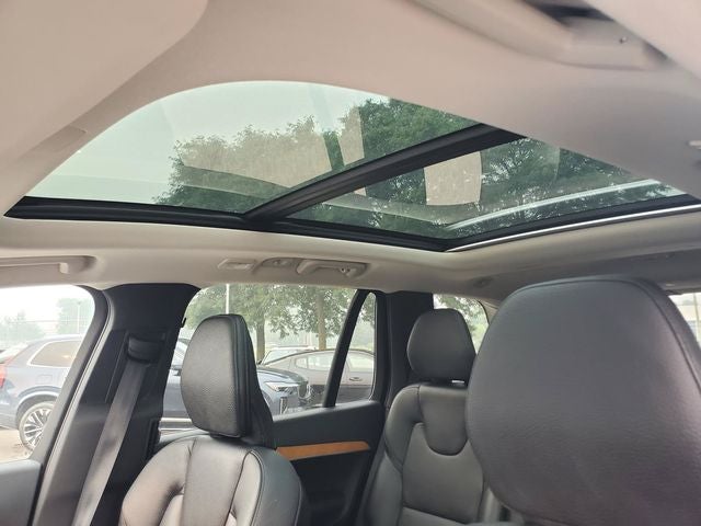 2024 Volvo XC90 B6 Plus Bright Theme