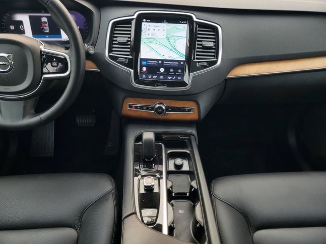 2024 Volvo XC90 B6 Plus Bright Theme