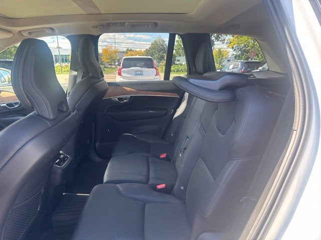 2024 Volvo XC90 B6 Plus Bright Theme