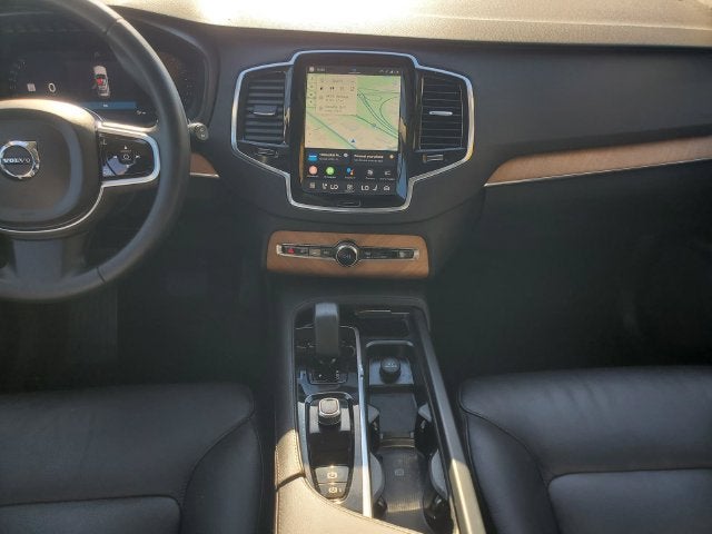 2024 Volvo XC90 B6 Plus Bright Theme