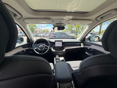 2026 Volvo XC90 B6 Plus 7-Seater