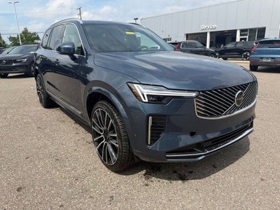 2026 Volvo XC90 B6 Plus 7-Seater