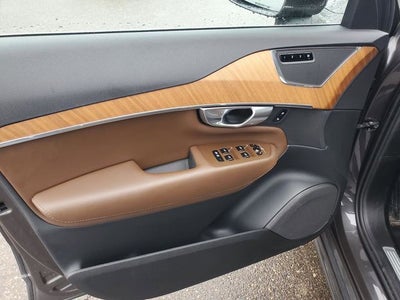 2024 Volvo XC90 B6 Plus Bright Theme