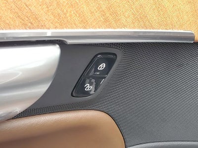 2024 Volvo XC90 B6 Plus Bright Theme