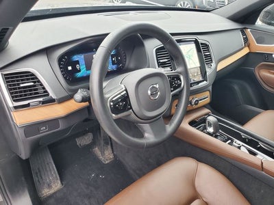2024 Volvo XC90 B6 Plus Bright Theme