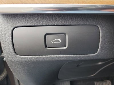 2024 Volvo XC90 B6 Plus Bright Theme