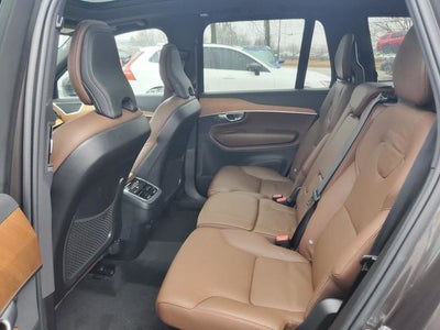 2024 Volvo XC90 B6 Plus Bright Theme