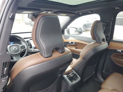 2024 Volvo XC90 B6 Plus Bright Theme