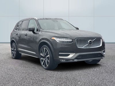 2024 Volvo XC90 B6 Plus Bright Theme