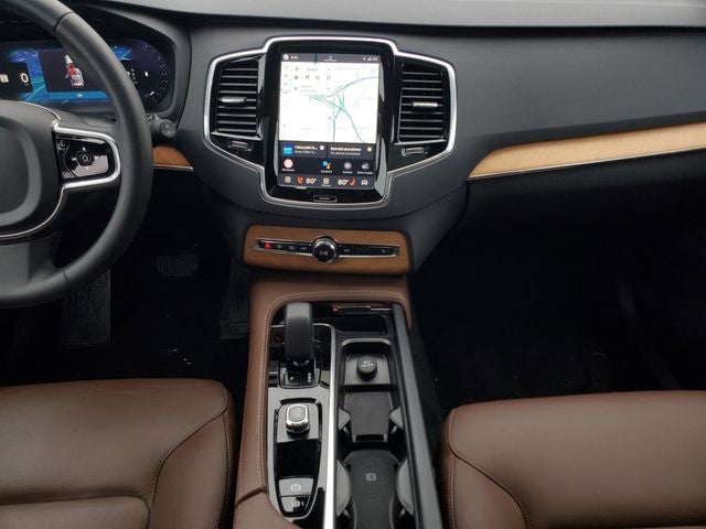 2024 Volvo XC90 B6 Plus Bright Theme
