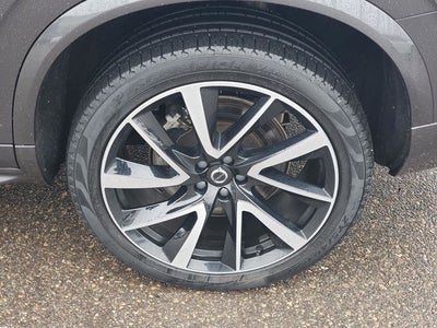 2024 Volvo XC90 B6 Plus Bright Theme