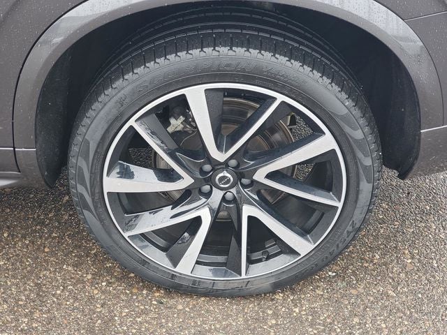 2024 Volvo XC90 B6 Plus Bright Theme