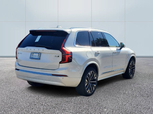 2026 Volvo XC90 B6 Plus 7-Seater