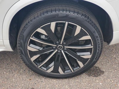 2026 Volvo XC90 B6 Ultra