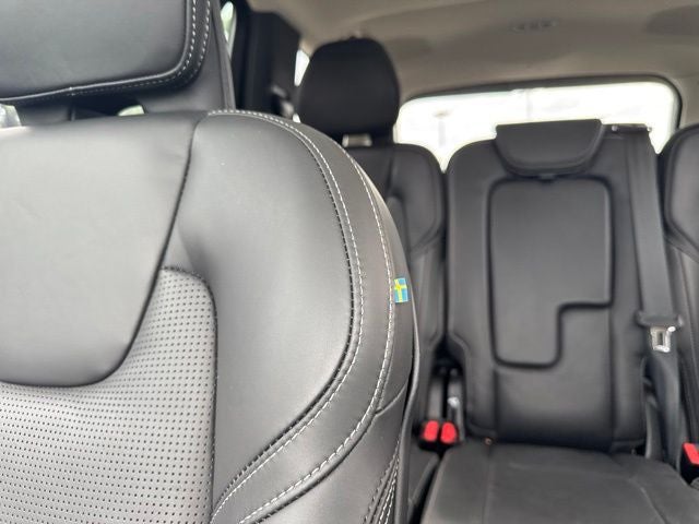 2025 Volvo XC90 B6 Ultra 2025.5