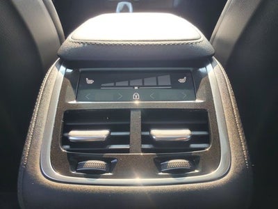 2025 Volvo XC90 B6 Ultra 2025.5