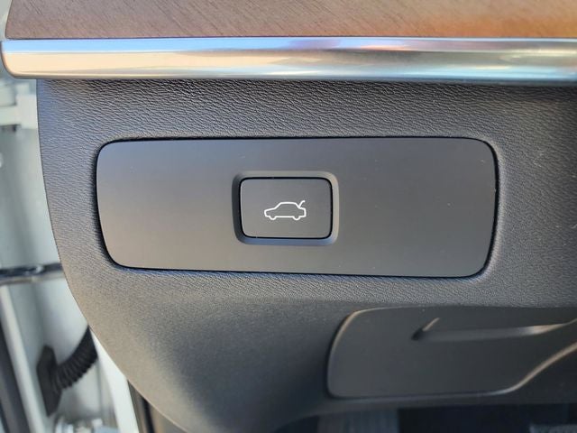 2023 Volvo XC90 B6 Plus 7-Seater