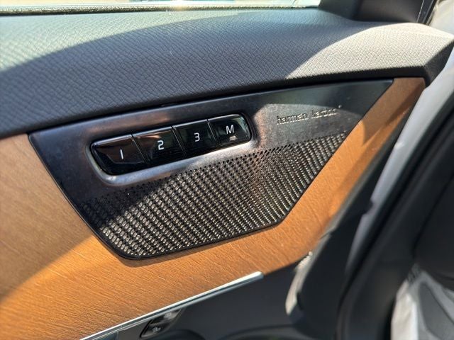 2023 Volvo XC90 B6 Plus 7-Seater