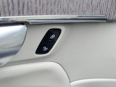 2023 Volvo XC90 B6 Core