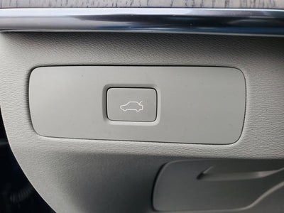 2023 Volvo XC90 B6 Core