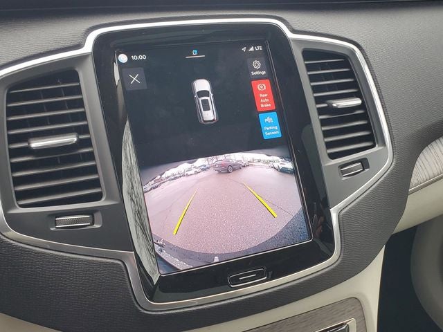 2023 Volvo XC90 B6 Core