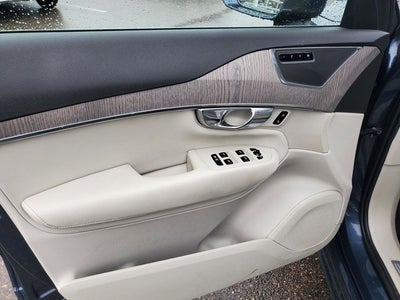 2023 Volvo XC90 B6 Core