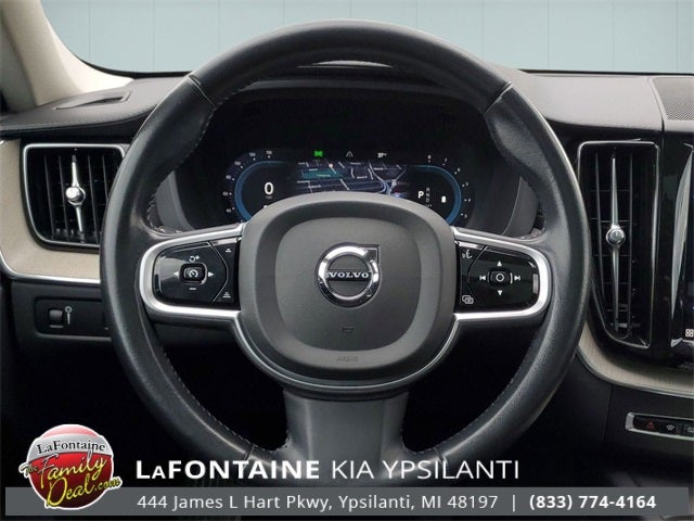 2022 Volvo XC60 B6 Inscription