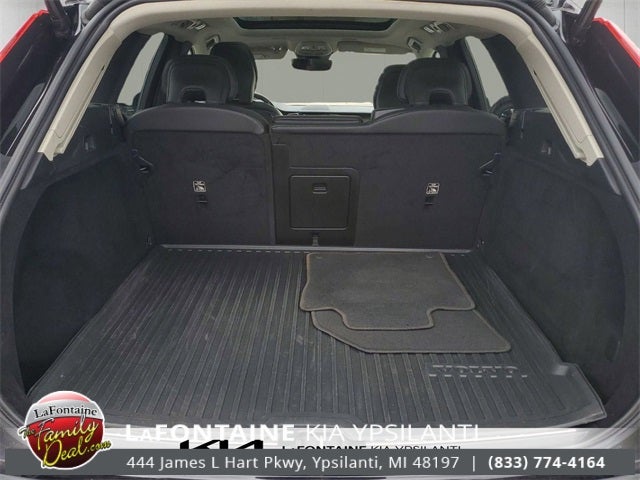 2022 Volvo XC60 B6 Inscription