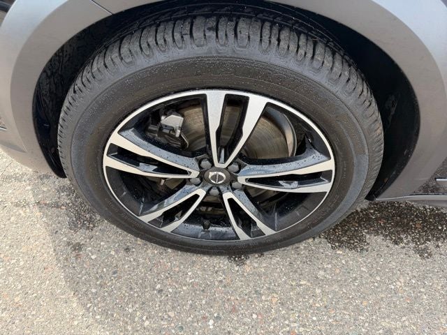 2019 Volvo V90 Cross Country T5