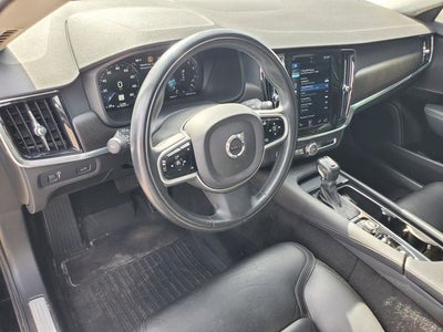 2019 Volvo V90 Cross Country T5