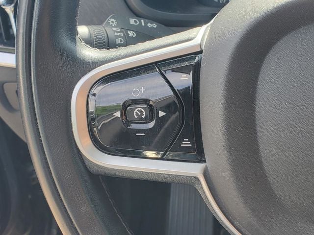 2019 Volvo V90 Cross Country T5