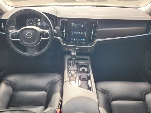 2019 Volvo V90 Cross Country T5