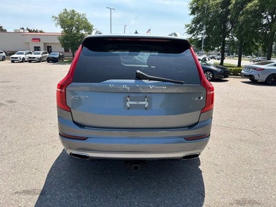 2017 Volvo XC90 T5 Momentum