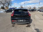 2021 Volvo XC40 Momentum