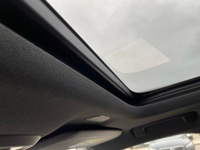 2021 Volvo XC40 R-Design