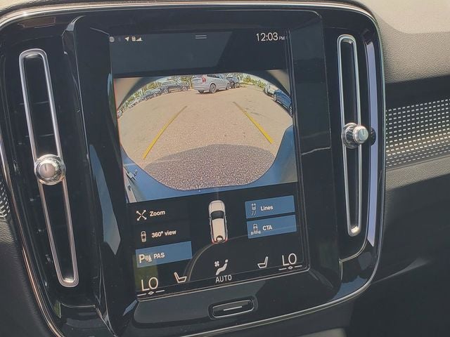 2021 Volvo XC40 R-Design
