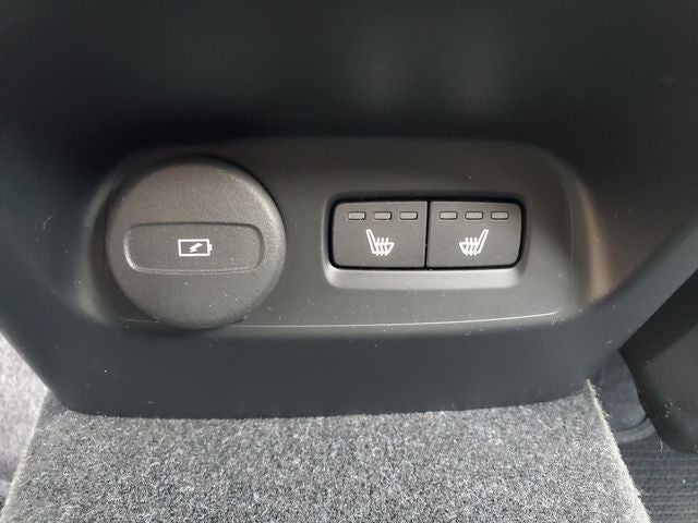 2021 Volvo XC40 R-Design