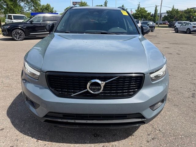 2021 Volvo XC40 R-Design