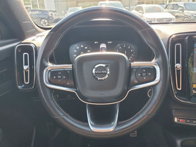 2021 Volvo XC40 R-Design