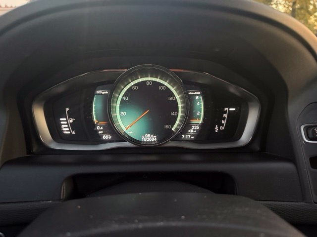 2017 Volvo XC60 T6 Dynamic