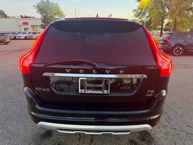 2017 Volvo XC60 T6 Dynamic