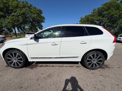 2017 Volvo XC60 T6 Inscription