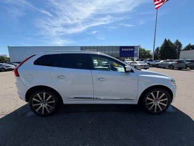 2017 Volvo XC60 T6 Inscription